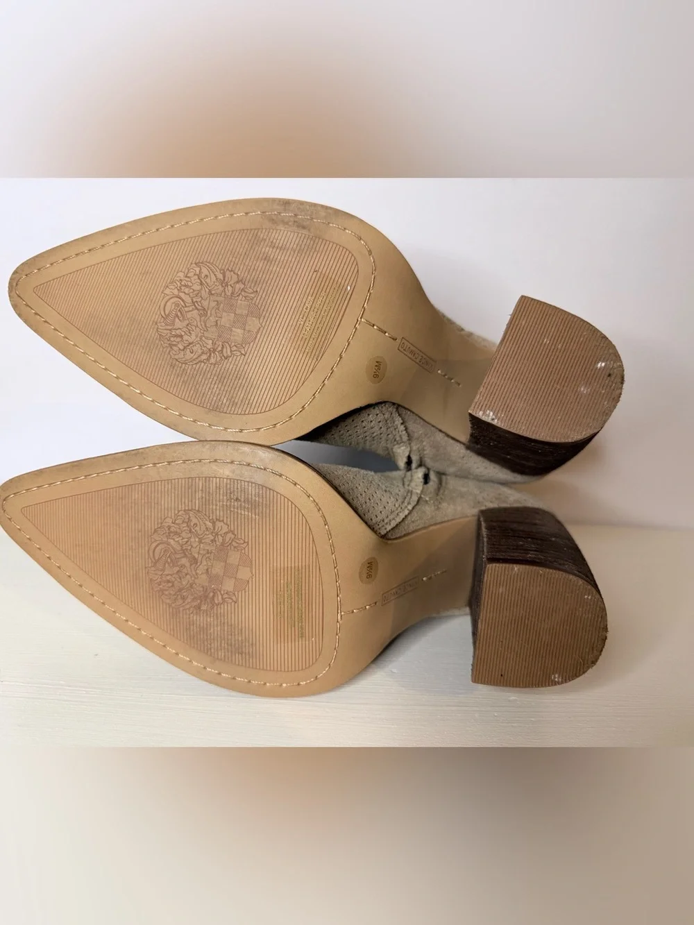Vince Camuto Taupe Perforated Suede Pointed Toe Ankle Booties Size 9.5